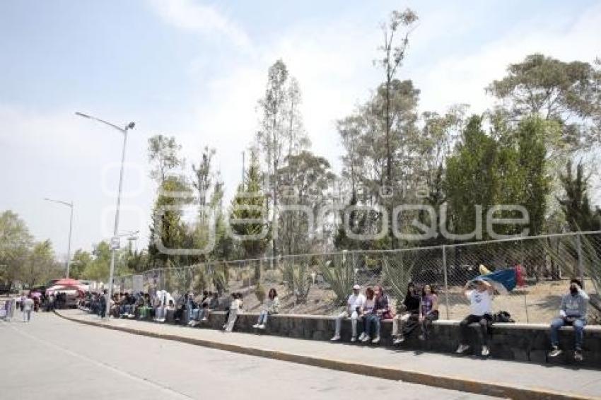 FERIA DE PUEBLA . FILAS