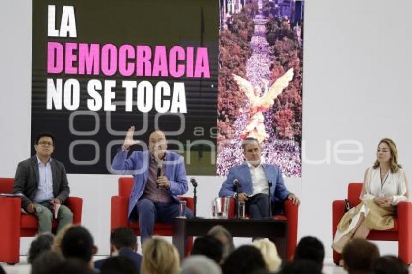 IBERO . LA DEMOCRACIA NO SE TOCA