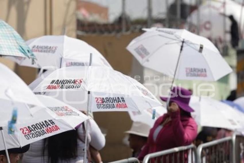 DESFILE . PROPAGANDA POLÍTICA