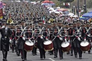 DESFILE 5 DE MAYO