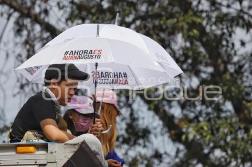 DESFILE . PROPAGANDA POLÍTICA