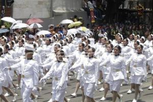 DESFILE 5 DE MAYO