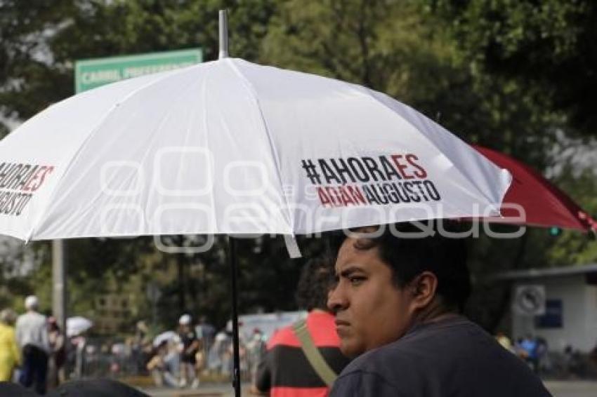 DESFILE . PROPAGANDA POLÍTICA