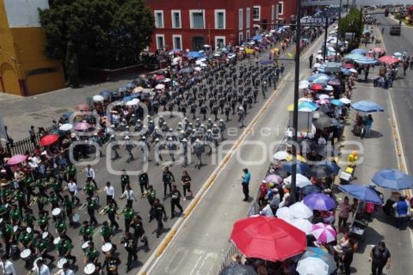 DESFILE 5 DE MAYO