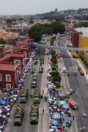 DESFILE 5 DE MAYO