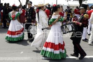 DESFILE 5 DE MAYO