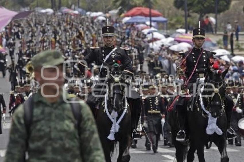 DESFILE 5 DE MAYO