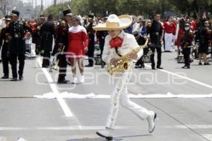 DESFILE 5 DE MAYO