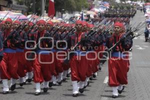 DESFILE 5 DE MAYO