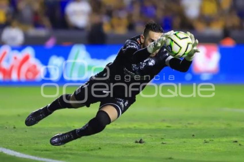 FÚTBOL . TIGRES VS CLUB PUEBLA 