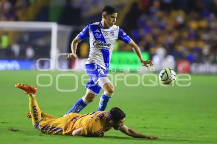 FÚTBOL . TIGRES VS CLUB PUEBLA 