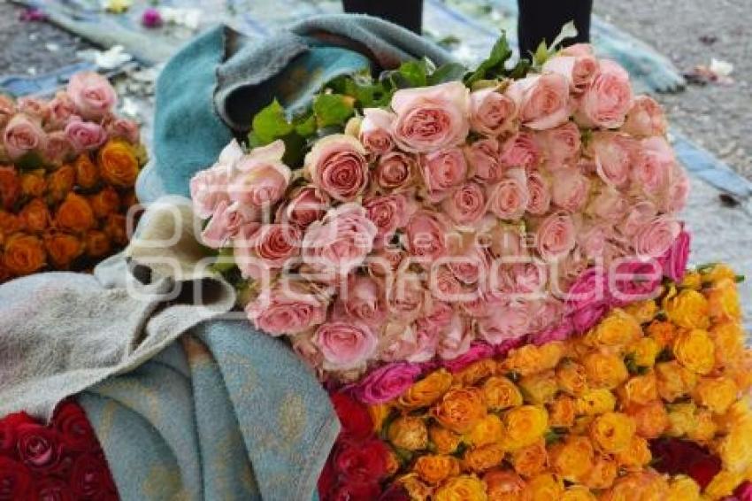 ATLIXCO . VENTA DE ROSAS