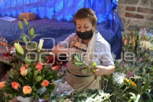 TLAXCALA . FLORISTAS PANTEÓN