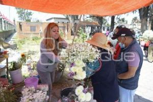 TLAXCALA . FLORISTAS PANTEÓN