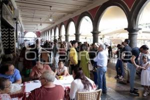 DÍA DE LAS MADRES . RESTAURANTES