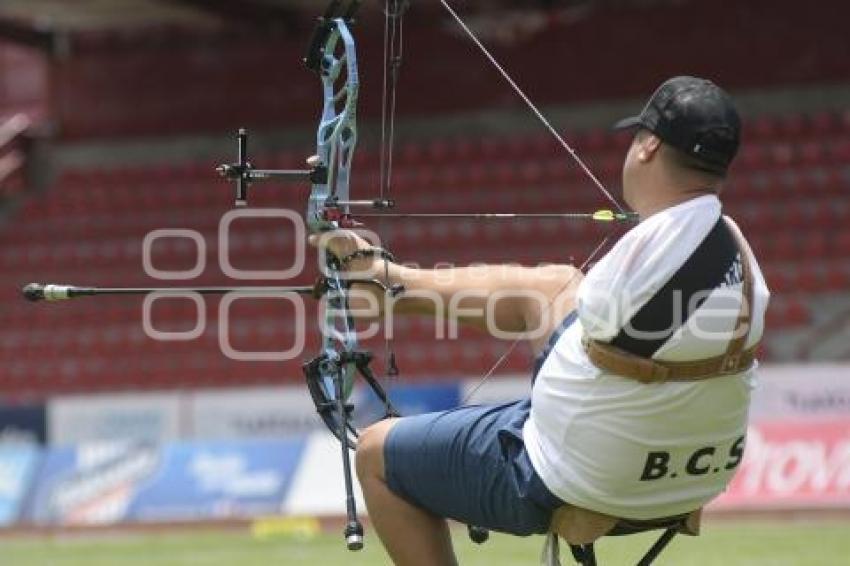 TLAXCALA . TIRO CON ARCO