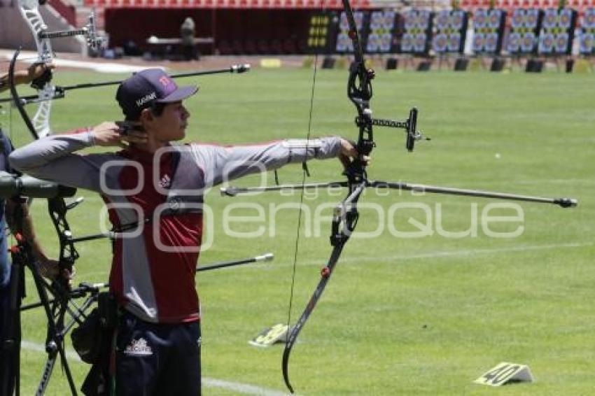 TLAXCALA . TIRO CON ARCO