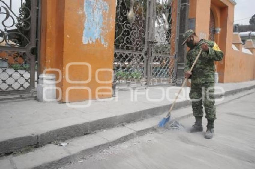 VOLCÁN POPOCATÉPETL . EJÉRCITO . LIMPIEZA