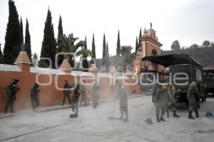 VOLCÁN POPOCATÉPETL . EJÉRCITO . LIMPIEZA