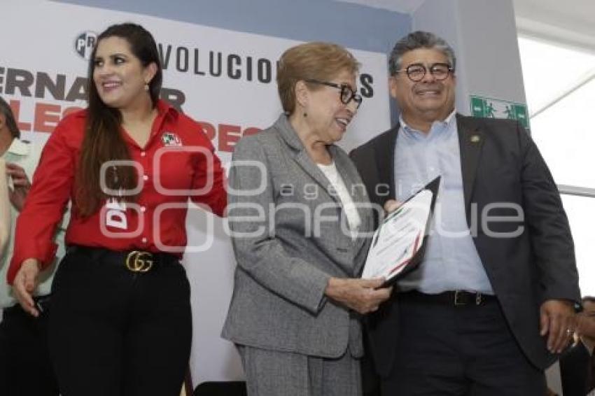 RECONOCIMIENTO . ELODIA QUIROZ