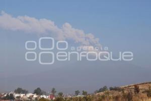 VOLCÁN POPOCATÉPETL . FUMAROLA