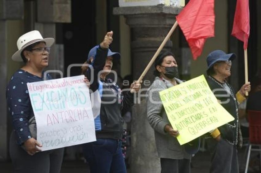 TLAXCALA . MANIFESTACIÓN ANTORCHISTA