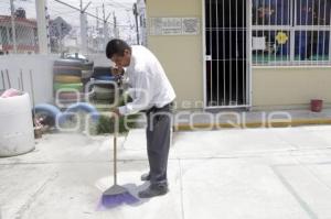 VOLCÁN POPOCATÉPETL . LIMPIEZA ESCUELAS