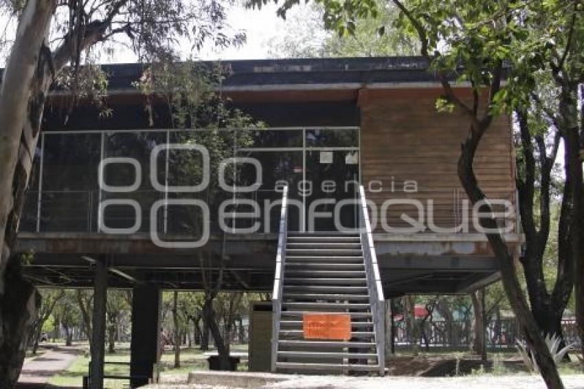 PARQUE JUÁREZ . INMUEBLE DE CAFETERÍA