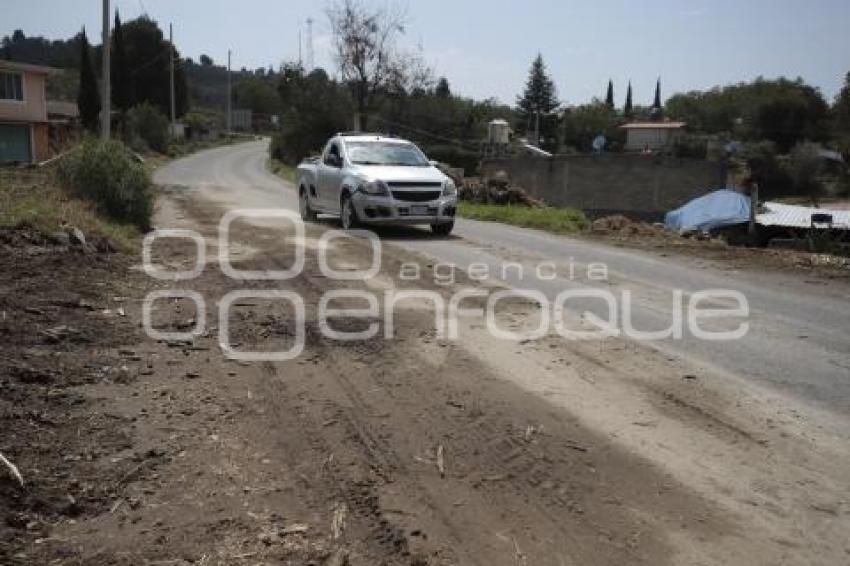 PASO DE CORTÉS . CARRETERA EN MAL ESTADO