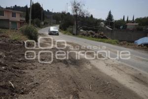 PASO DE CORTÉS . CARRETERA EN MAL ESTADO