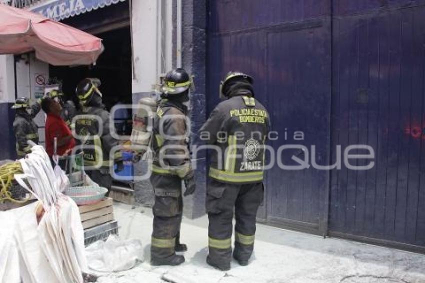 BOMBEROS . INCENDIO MARISQUERÍA