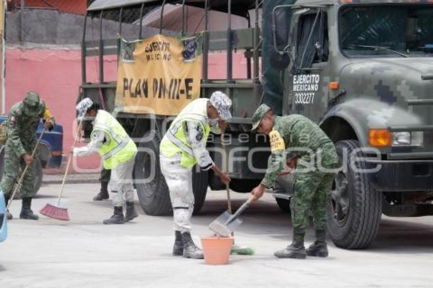 VOLCÁN POPOCATÉPETL . EJÉRCITO . LIMPIEZA