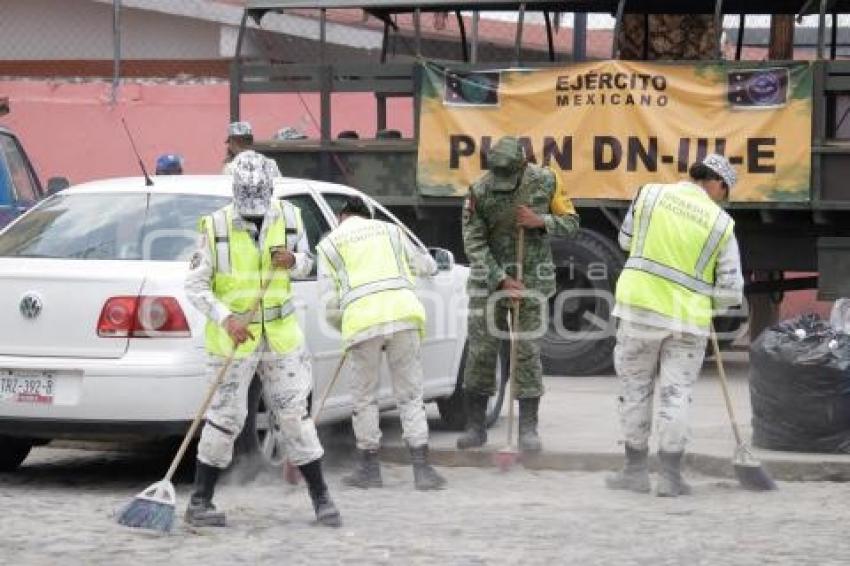 VOLCÁN POPOCATÉPETL . EJÉRCITO . LIMPIEZA