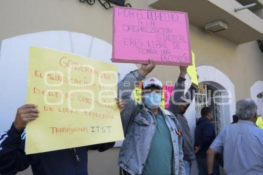 TLAXCALA . MANIFESTACIÓN