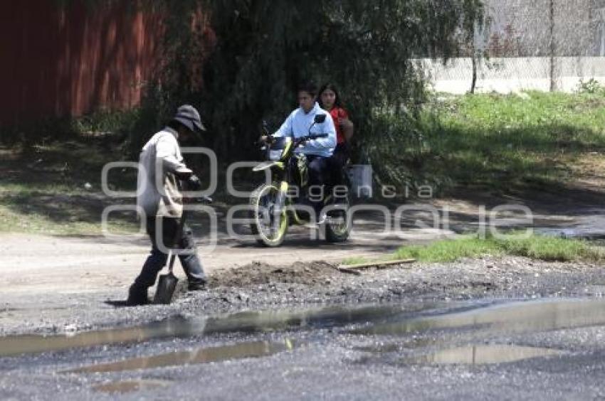 TLAXCALA .  BACHES CARRETERA FEDERAL 