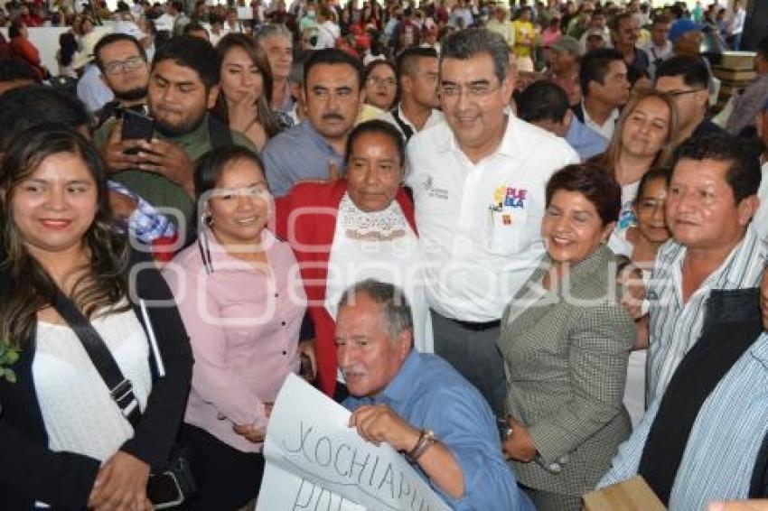 ATLIXCO . ENTREGA DE APOYOS