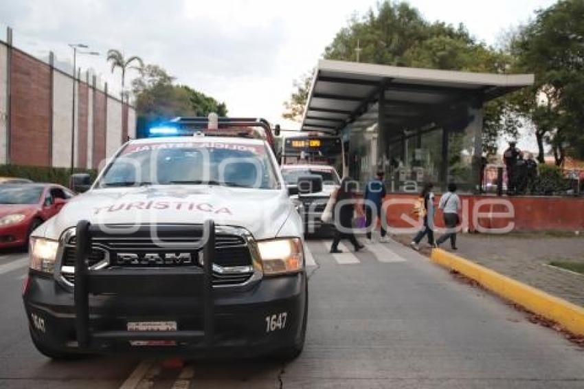 METROBÚS . POLICÍA