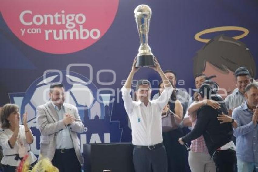 AYUNTAMIENTO . TROPHY TOUR