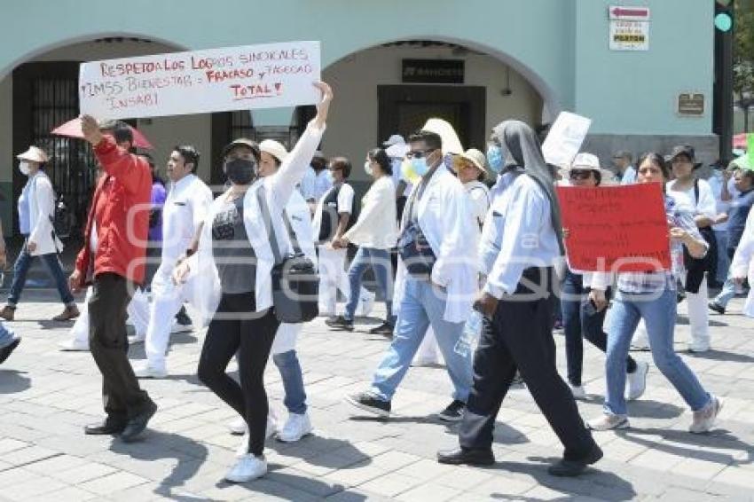 TLAXCALA . MANIFESTACIÓN SECTOR SALUD