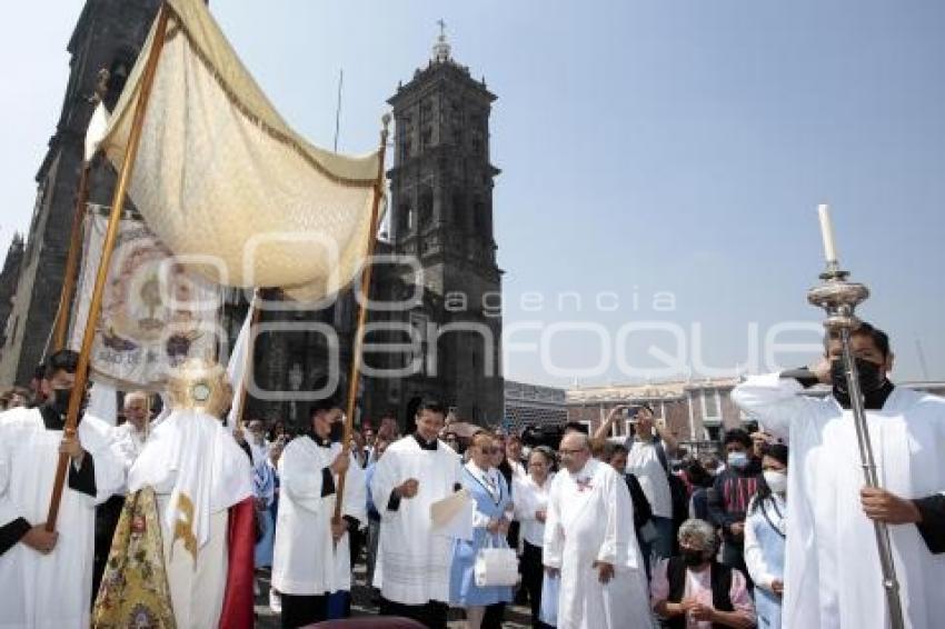 RELIGIÓN . CORPUS CHRISTI