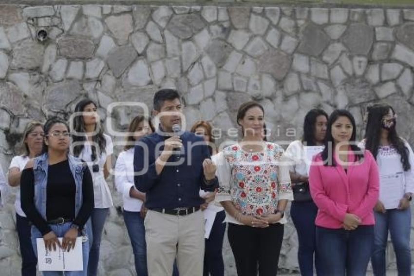 AYUNTAMIENTO . CONTIGO MUJER