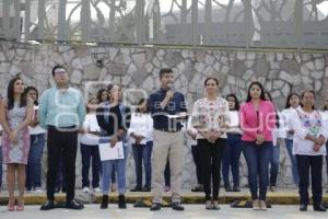 AYUNTAMIENTO . CONTIGO MUJER