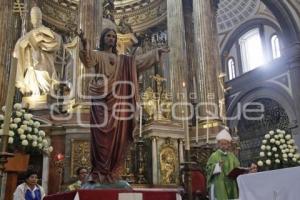 CATEDRAL . MISA