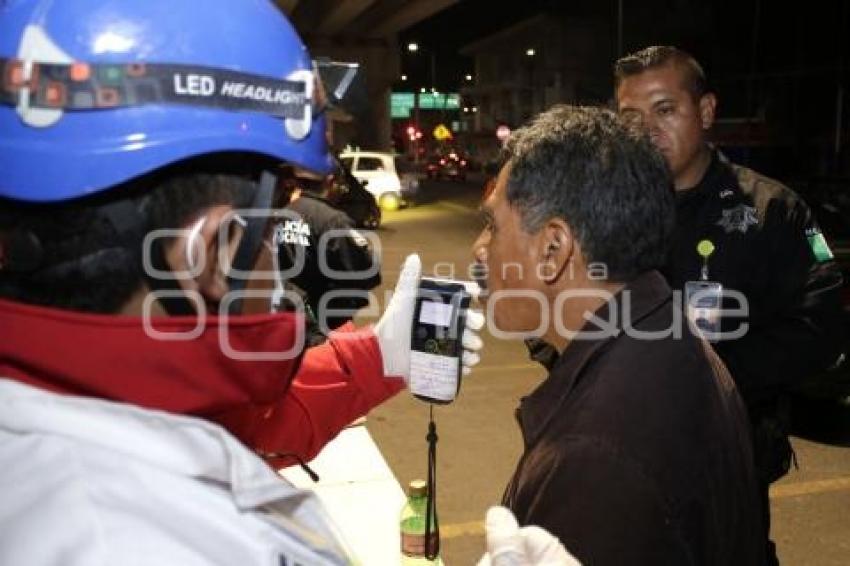 TLAXCALA . OPERATIVO ALCOHOLÍMETRO