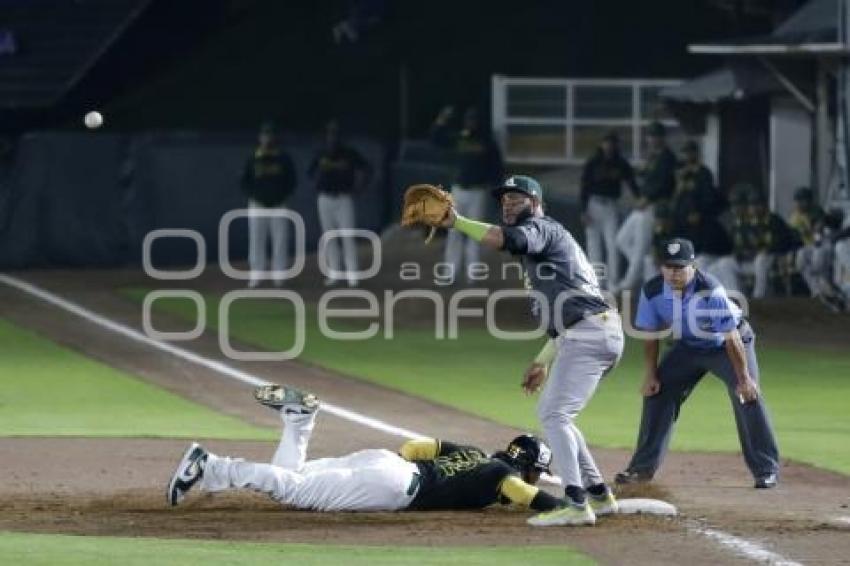 BÉISBOL . PERICOS VS BRAVOS