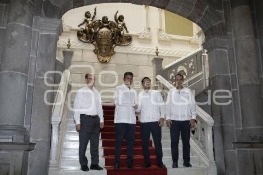 AYUNTAMIENTO . YUCATÁN EXPONE