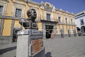 TEATRO PRINCIPAL . MONUMENTOS