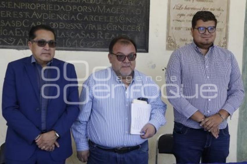 SAN PEDRO CHOLULA . JEFE DE OFICINA