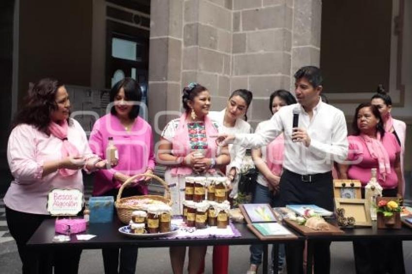 AYUNTAMIENTO . CONTIGO MUJER