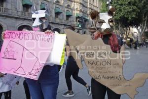 PROTESTA . MALTRATO ANIMAL